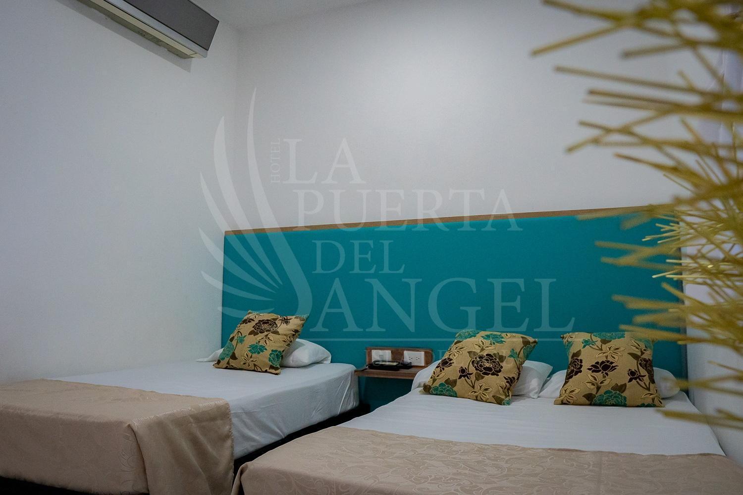 La Puerta Del Angel Isla Hotel Хирардот Екстериор снимка