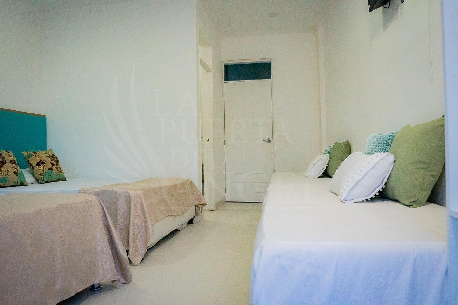 La Puerta Del Angel Isla Hotel Хирардот Екстериор снимка